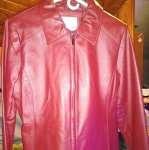Genuine leather, dark red Worthington